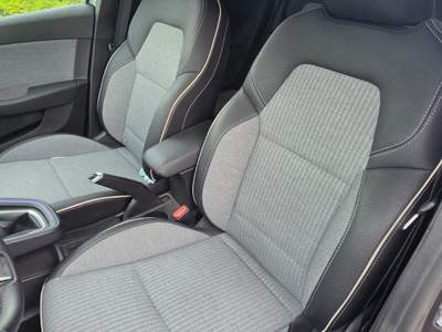 Renault Clio 1.0 90CV TECHNO 2025 Grigio usata Campobasso
