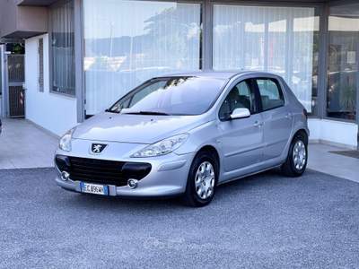Peugeot 307 Benzina 109CV E4 Neo - 2008 Grigio usata Roma
