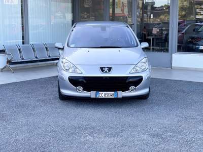 Peugeot 307 Benzina 109CV E4 Neo - 2008 Grigio usata Roma