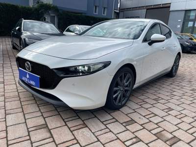 Mazda 3 5 porte 2.0 Mild-Hybrid 122cv Bianco usata Sarego