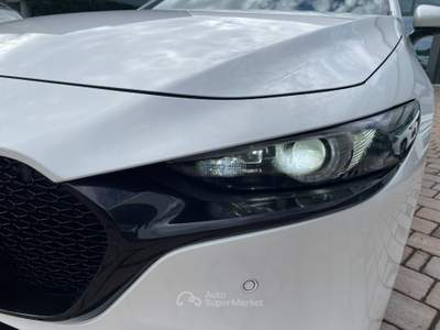 Mazda 3 5 porte 2.0 Mild-Hybrid 122cv Bianco usata Sarego