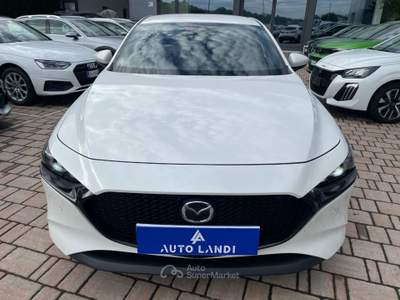 Mazda 3 5 porte 2.0 Mild-Hybrid 122cv Bianco usata Sarego