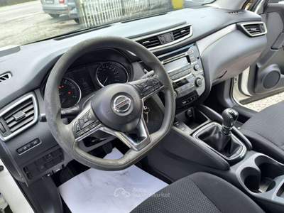 Nissan Qashqai UNICOPROPRIETARIO - GASOLIO 115 CV Bianco usata Calco