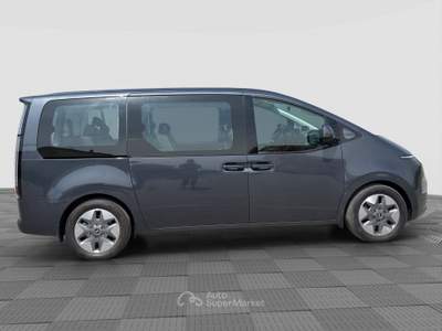 Hyundai Staria Staria 2.2 AT AWD 9 posti Wagon Grigio usata Milano