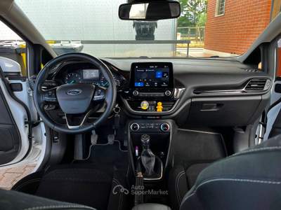 Ford Fiesta Auto in ottime condizioni esternamente ed internamente Bianco usata Rutigliano