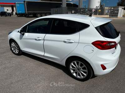Ford Fiesta Auto in ottime condizioni esternamente ed internamente Bianco usata Rutigliano