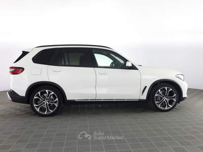 BMW X5 X5 xDrive30d 48V xLine Bianco usata Parma