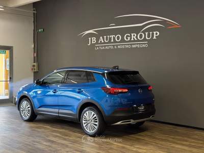 Opel Grandland X 12V 130 CV Blu/Azzurro usata Riva del Garda