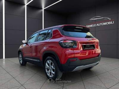 Jeep Avenger Avenger 1.2 Turbo 100 CV Altitude Rosso usata Torino