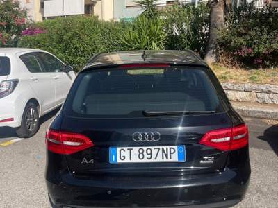 Audi A4 AUTO TENUTA IN MANIERA MANIACALE... Nero usata REGGIO CALABRIA