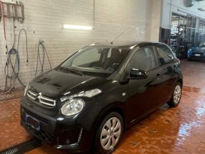 Citroen C1 PureTech 82 5 porte Feel Nero usata Casteggio