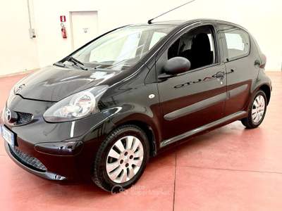 Toyota Aygo AUTO NEOPATENTATI Nero usata Occhiobello