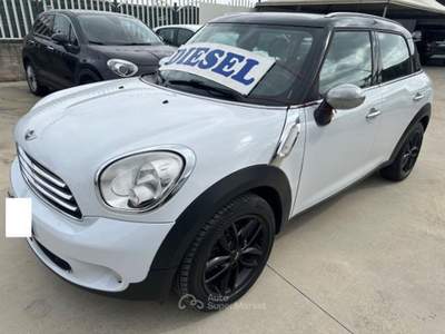 MINI Cooper Countryman Countryman 1.6 DIESEL Bianco usata Qualiano