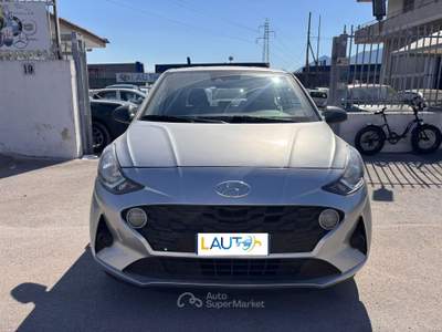 Hyundai i10 ADATTA A EO PATENTATI Argento usata Santa Maria la Carità