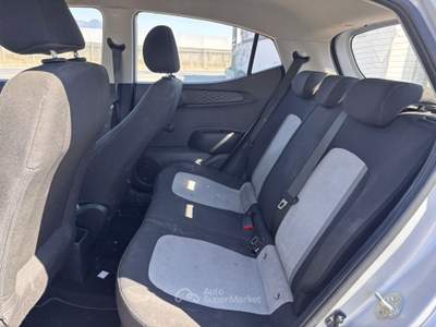 Hyundai i10 ADATTA A EO PATENTATI Argento usata Santa Maria la Carità