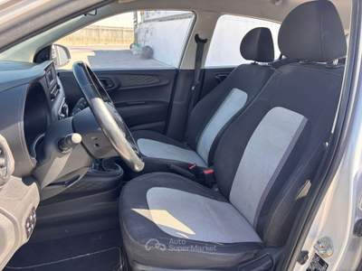 Hyundai i10 ADATTA A EO PATENTATI Argento usata Santa Maria la Carità