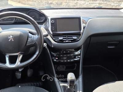 Peugeot 208 5 porte Allure Blu/Azzurro usata Alba
