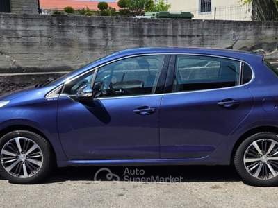 Peugeot 208 5 porte Allure Blu/Azzurro usata Alba