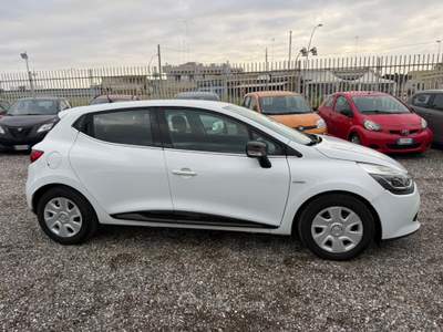 Renault Clio unico proprietario Bianco usata Barletta