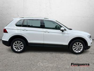 Volkswagen Tiguan 2.0 TDI Style 4MOTION Bianco usata Civate