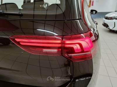 Volkswagen Golf 2.0 TDI 116cv Life + Car Play "SUPER PROMO" Nero usata LEGNANO