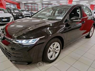 Volkswagen Golf 2.0 TDI 116cv Life + Car Play "SUPER PROMO" Nero usata LEGNANO