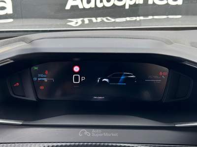 Peugeot 2008 Hybrid 145cv e-DCS6 Allure auto Grigio usata Spinea