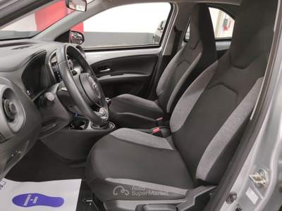 Toyota Aygo X 1.0 72cv Active + Car Play "SUPER PROMO" Argento usata LEGNANO