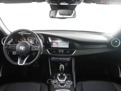 Alfa Romeo Giulia Giulia 2.2 Turbodiesel 190 CV AT8 Executive Grigio usata Parma