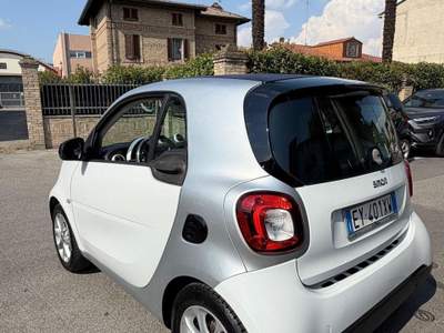 Smart ForTwo 453 benzina euro 6/b neopatentati usata Cologno Monzese