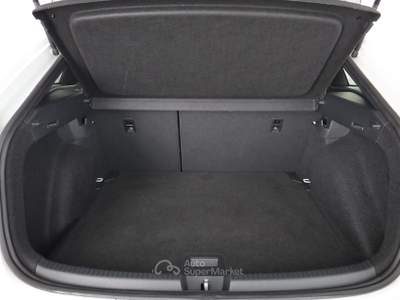 Volkswagen Taigo Taigo 1.0 TSI 110 CV DSG R-Line Bianco usata Parma