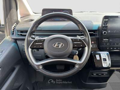 Hyundai Staria Staria 2.2 AT AWD 9 posti Wagon Grigio usata Parma