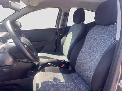 Lancia Ypsilon Ypsilon 1.0 FireFly 5 porte S&S Hybrid Silver Grigio usata Parma