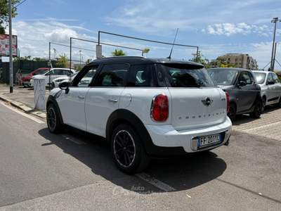 MINI Cooper Countryman 2.0 D EURO 6 Park Lane Pack Ambient/Navi Bianco usata Roma