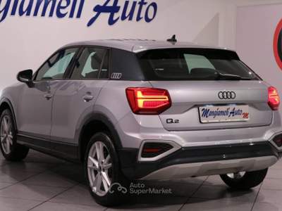 Audi Q2 30 2.0 tdi Admired Advanced s-tronic Argento usata Carlentini