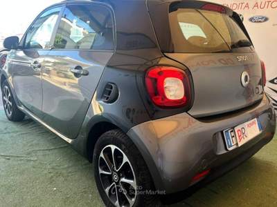 Smart ForFour 1.0 Prime  71cv Grigio usata Pompei