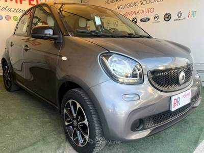 Smart ForFour 1.0 Prime 71cv Grigio usata Pompei Smart ForFour 1.0 Prime 71cv Grigio usata Pompei