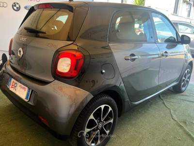 Smart ForFour 1.0 Prime  71cv Grigio usata Pompei