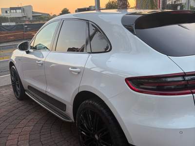 Porsche Macan Porsche macan S diesel prezzo 24500 Bianco usata Catania