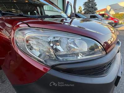Fiat Doblò 16V BENZINA 5 POSTI AUTOVETURA usata Pianiga