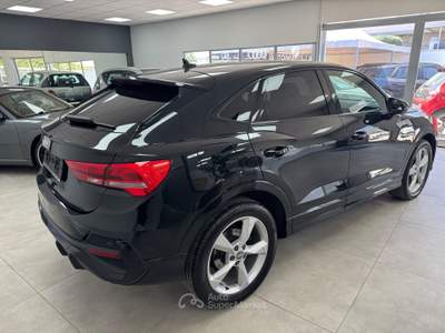 Audi Q3 S tronic line edition Nero usata SAN CIPRIANO D'AVERSA