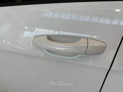 Volkswagen Golf 2.0 tsi  Performance DSG-19"-Camera-Keyless-Carplay Oro usata Paderno Dugnano