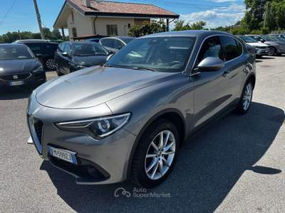 Alfa Romeo Stelvio Stelvio 2017 2.2 t Executive Q4 210cv auto FM599ZJ Grigio usata Basiliano