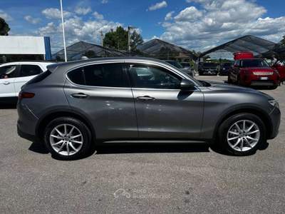 Alfa Romeo Stelvio Stelvio 2017 2.2 t Executive Q4 210cv auto FM599ZJ Grigio usata Basiliano