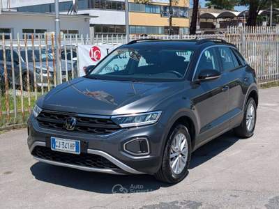 Volkswagen T-Roc T-Roc I 2022 1.0 tsi Life 110cv Grigio usata Deruta