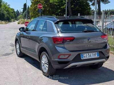 Volkswagen T-Roc T-Roc I 2022 1.0 tsi Life 110cv Grigio usata Deruta