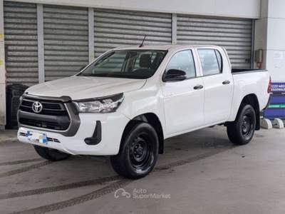 Toyota Hilux Hilux IV 2021 2.4 d-4d double cab Executive 4wd Bianco usata Deruta