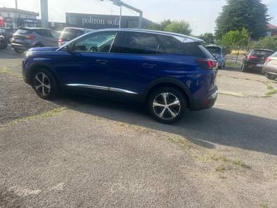Peugeot 3008 1.5 bluehdi 120 cv Blu/Azzurro usata Busnago