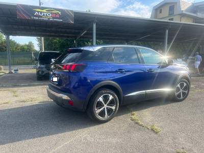 Peugeot 3008 1.5 bluehdi 120 cv Blu/Azzurro usata Busnago