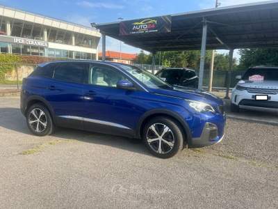 Peugeot 3008 1.5 bluehdi 120 cv Blu/Azzurro usata Busnago